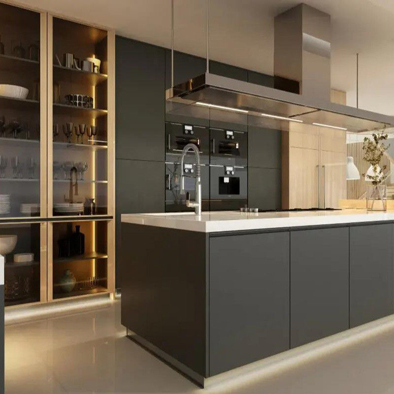 Модульные кухонные шкафы YALIG с оборудованием и ящиками Blum