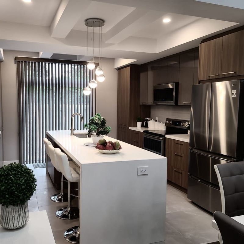 Blum Hardware Кухонные шкафы с островами и 3D-моделями