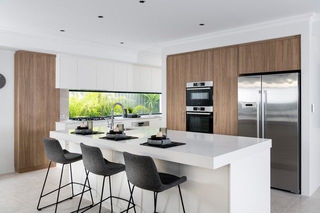 Кухонный шкаф Blum Hardware Villa с меламинной доской и лаковым дверным материалом