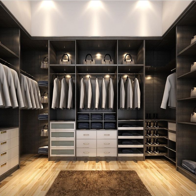 Современный конвертируемый YALIG Pole System Walk In Room Кабинет открытого стиля Большие шкафы